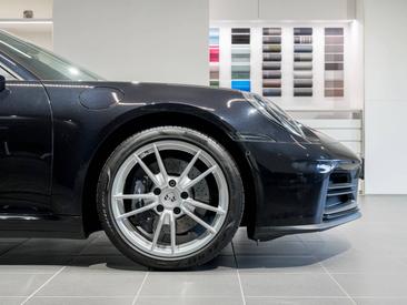 Porsche 992 II Carrera Cabriolet — photo 8