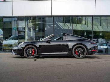 Porsche 992 I Targa 4S — photo 5