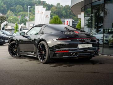 Porsche 992 I Targa 4S — photo 6