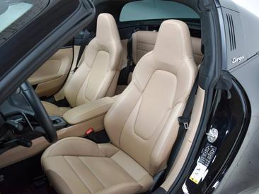 Porsche 992 I Targa 4S — photo 21