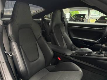 Porsche 992 II GT3 Mit Touring-Paket — photo 29