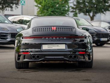 Porsche 992 I Targa 4S — photo 7