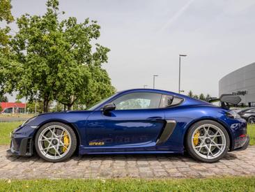 Porsche 718 type 982 Cayman GT4 RS — photo 2