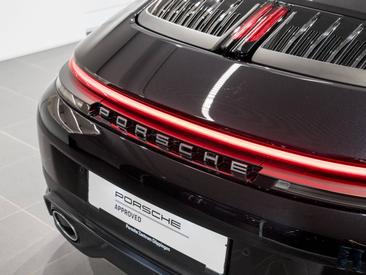 Porsche 992 II Carrera Cabriolet — photo 11