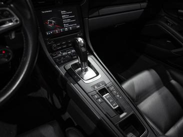 Porsche 991 II Turbo Cabriolet — photo 22
