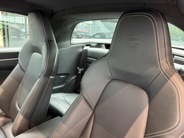 Porsche 992 I Targa 4 — photo 13