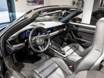Porsche 992 II Carrera Cabriolet — photo 15