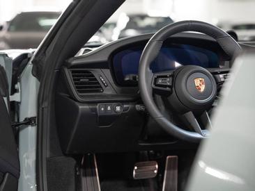 Porsche 992 II Carrera GTS Cabriolet — photo 21