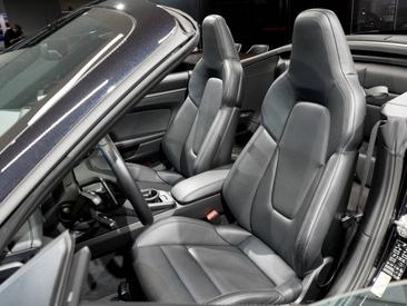 Porsche 992 II Carrera Cabriolet — photo 16
