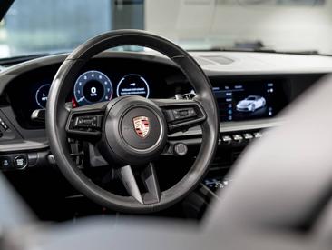 Porsche 992 II Carrera Cabriolet — photo 17