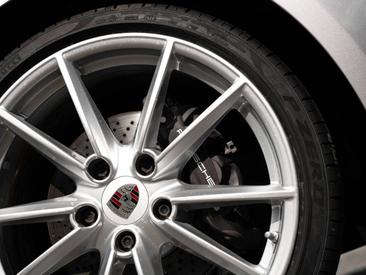 Porsche 992 I Carrera Cabriolet — photo 12