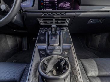 Porsche 992 II Carrera Cabriolet — photo 33