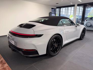 Porsche 992 II Carrera GTS Cabriolet — photo 5