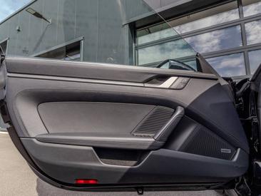 Porsche 992 II Carrera Cabriolet — photo 34