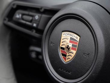Porsche 992 II Carrera Cabriolet — photo 30