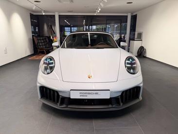 Porsche 992 II Carrera GTS Cabriolet — photo 8