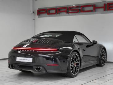 Porsche 992 II Carrera 4S Cabriolet — photo 7