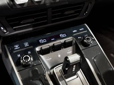 Porsche 992 II Carrera Cabriolet — photo 25