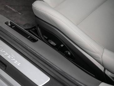 Porsche 992 I Carrera Cabriolet — photo 21
