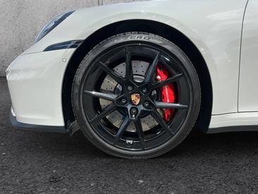 Porsche 992 II Carrera 4S Cabriolet — photo 10