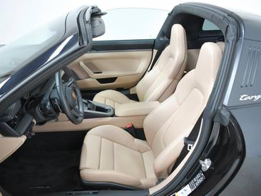 Porsche 992 I Targa 4S — photo 39
