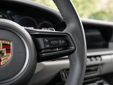 Porsche 992 I Carrera Cabriolet — photo 24