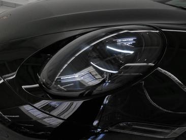 Porsche 992 II Carrera 4S Cabriolet — photo 17