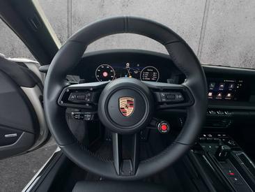Porsche 992 II Carrera 4S Cabriolet — photo 14