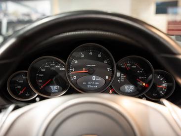 Porsche 997 II Carrera Cabriolet — photo 32