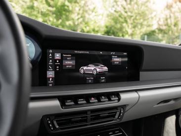Porsche 992 I Carrera Cabriolet — photo 28