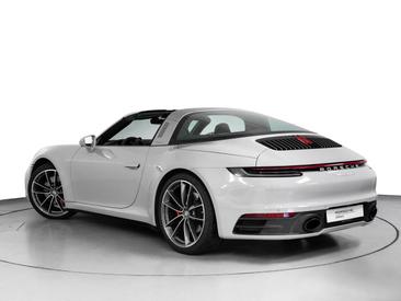 Porsche 992 I Targa 4S — photo 3