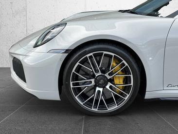 Porsche 992 II Turbo S Cabriolet — photo 6