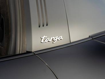 Porsche 992 I Targa 4S — photo 27