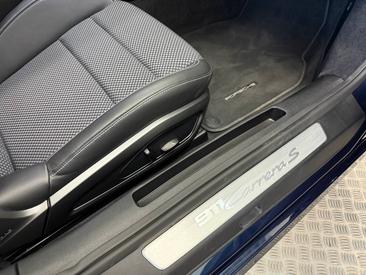 Porsche 992 I Carrera S — photo 31