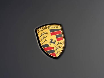 Porsche 992 I Targa 4S — photo 28