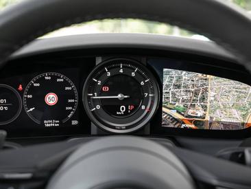 Porsche 992 I Carrera Cabriolet — photo 31