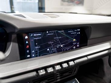 Porsche 992 II Carrera Cabriolet — photo 34