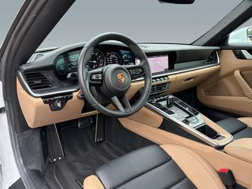 Porsche 992 I Carrera Cabriolet — photo 14