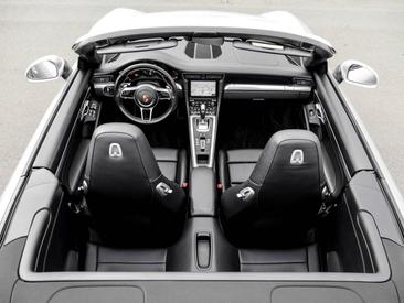 Porsche 991 II Carrera Cabriolet — photo 17