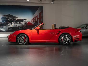 Porsche 997 II Turbo Cabriolet — photo 2