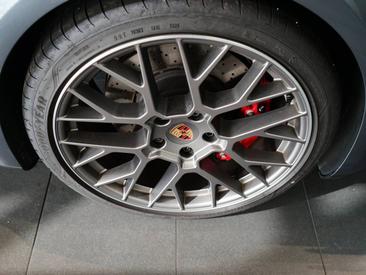 Porsche 992 II Carrera S — photo 10