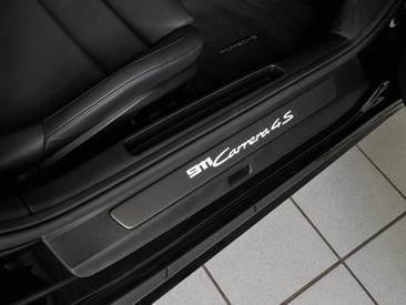 Porsche 992 II Carrera 4S Cabriolet — photo 27