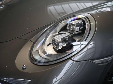 Porsche 991 II Turbo S Cabriolet — photo 10
