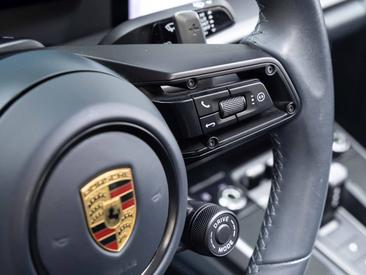 Porsche 992 I Carrera 4S Cabriolet — photo 21