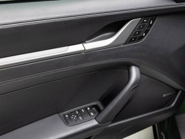 Porsche 992 II Carrera S Cabriolet — photo 23