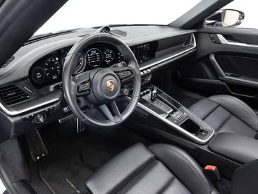 Porsche 992 I Carrera GTS Cabriolet — photo 13