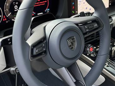 Porsche 992 II Turbo S Cabriolet — photo 20
