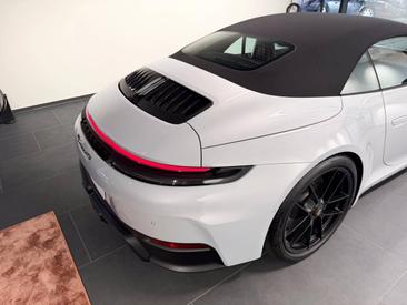 Porsche 992 II Carrera GTS Cabriolet — photo 36