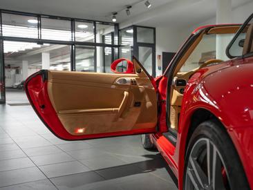 Porsche 997 II Turbo Cabriolet — photo 13