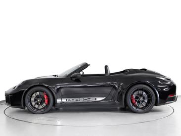 Porsche 992 II Carrera GTS Cabriolet — photo 2